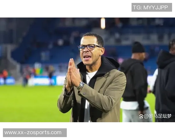 切尔西主帅罗塞尼尔本赛季将继续在酒店居住无暇寻找新房